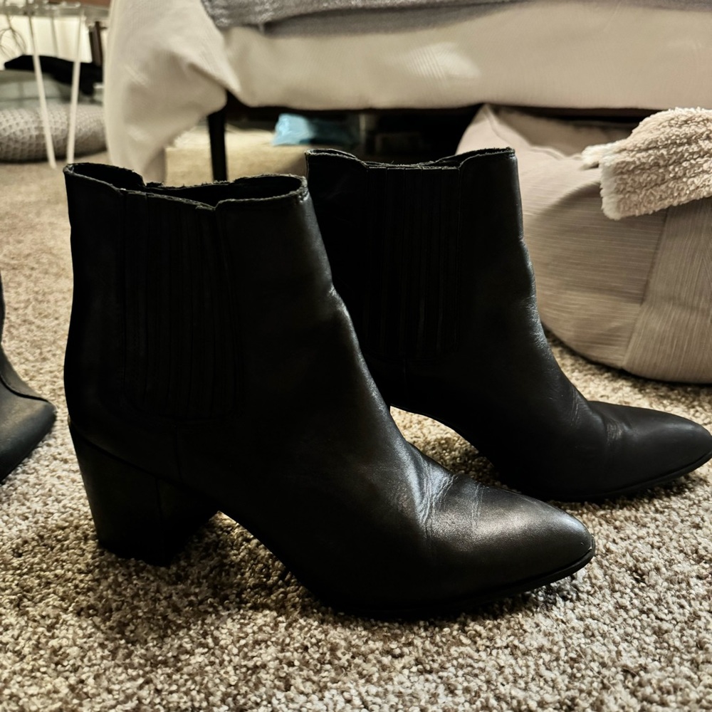 Steve Madden Leather Booties
